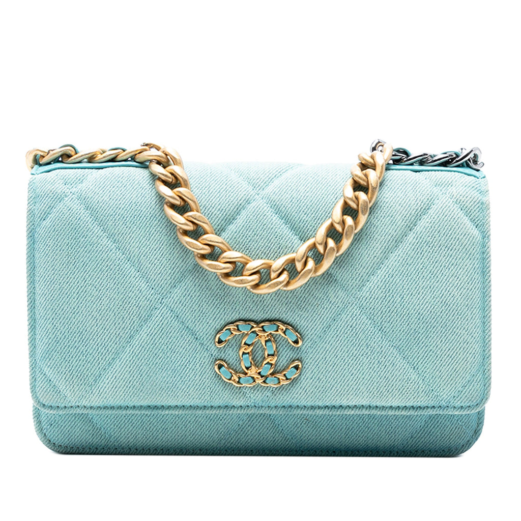 Denim 19 Flap Wallet On Chain