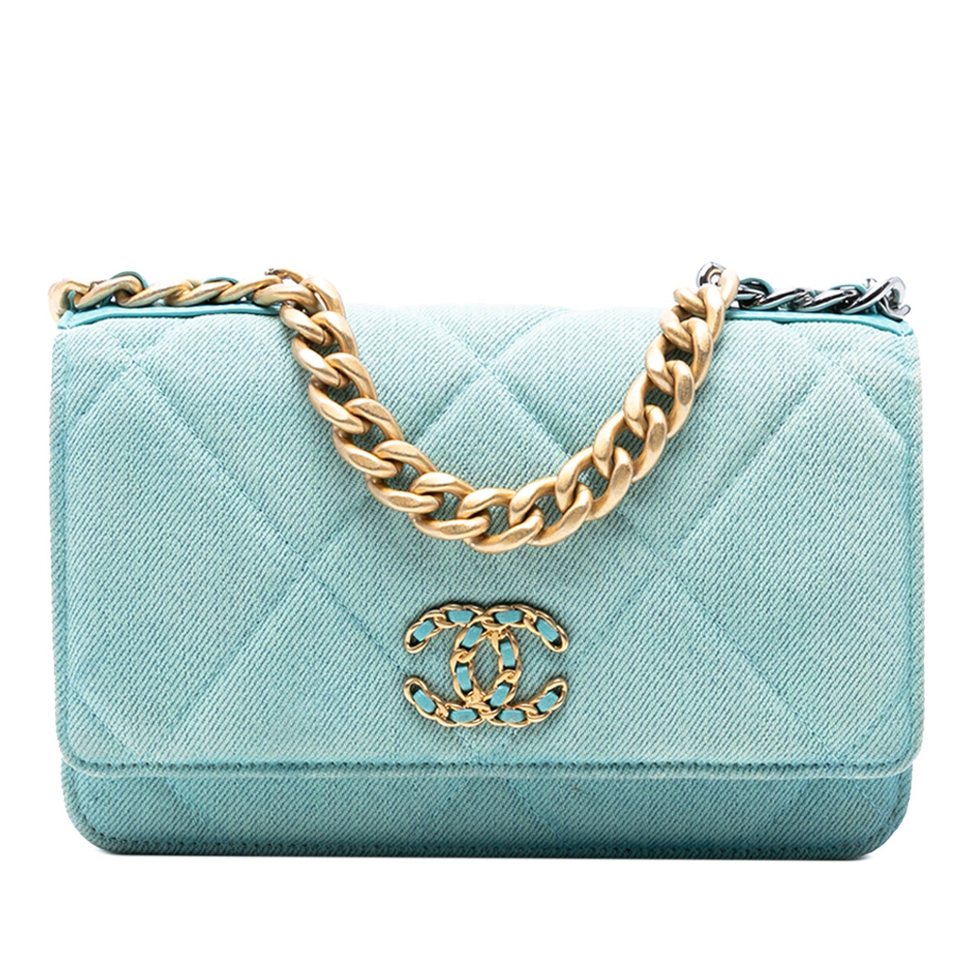 Denim 19 Flap Wallet On Chain