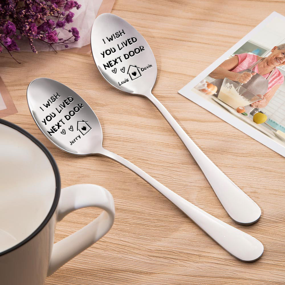 Juego de 2 cucharas de acero inoxidable personalizadas con nombres grabados Juego de 2 regalos de inauguración de la casa para amigos y familiares