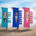 Toalla de playa de secado rápido personalizada con el nombre de un personaje multicolor de dibujos animados, esencial para viajar, regalo de verano, vacaciones y cumpleaños para la familia y los amigo