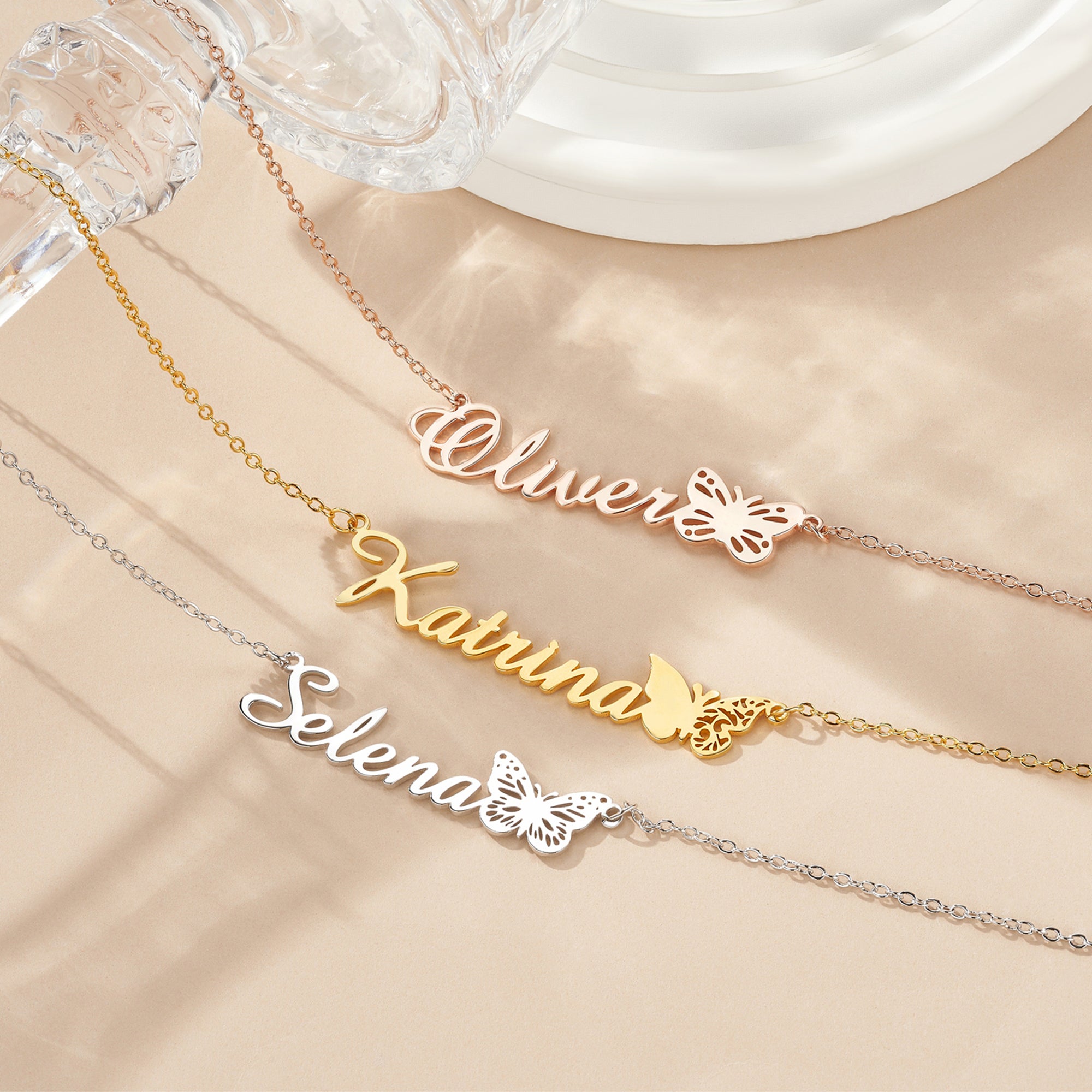 Collar personalizado con nombre y mariposa de nacimiento joyería delicada regalo de cumpleaños o aniversario para mujer