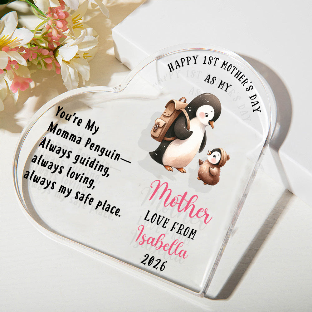 Placa acrílica personalizada en forma de corazón con el nombre y el año del bebé y la madre pingüino Decoración de escritorio Regalo del 1er aniversario del Día de la Madre para la nueva mamá