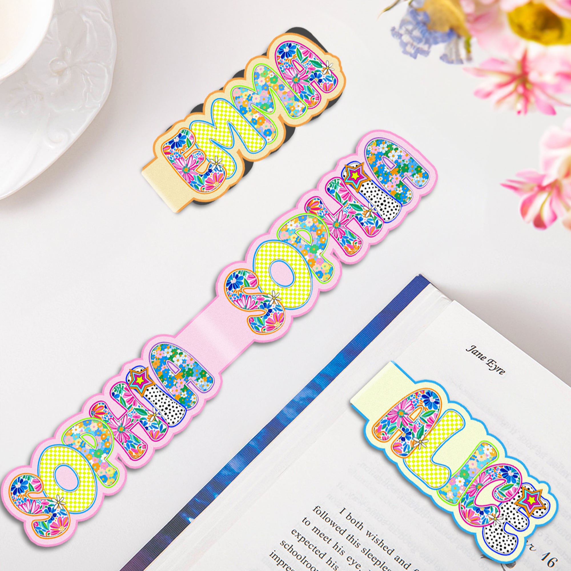 Personalizado brillante floral Doodle Nombre Marcapáginas magnético Clips con tarjeta Cumpleaños Vuelta al cole Regalo para los amantes de los libros Lectores