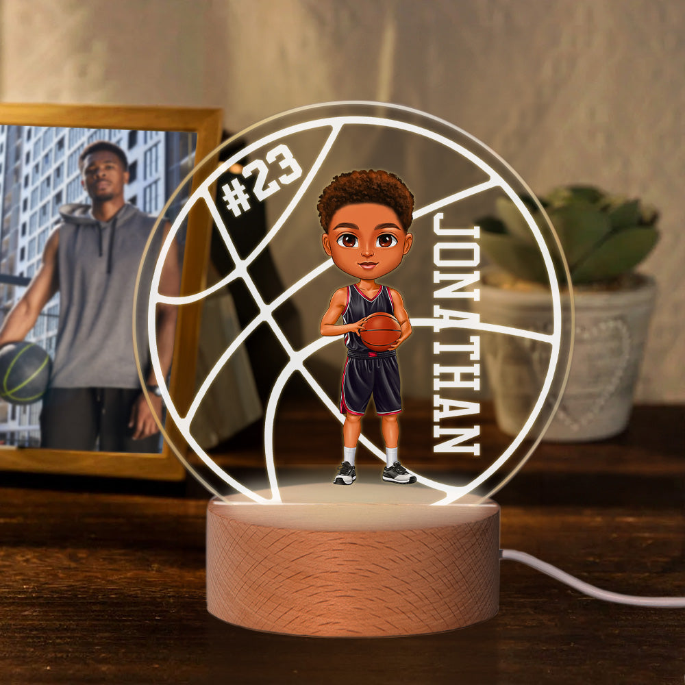 Personaje de baloncesto de dibujos animados personalizado Ronda LED Luz de noche con el número de nombre y base de madera Decoración de escritorio Regalo de cumpleaños para él
