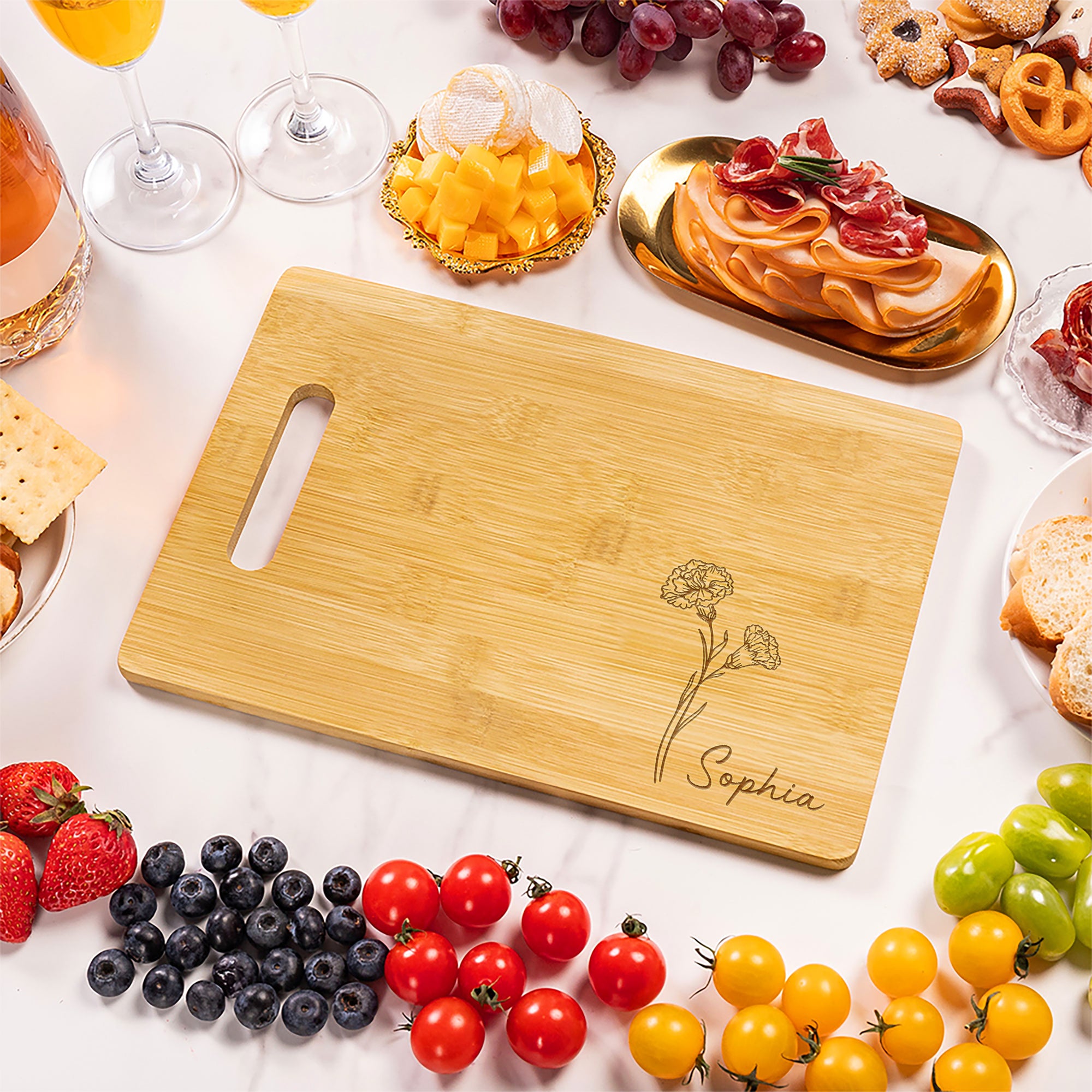 Tabla para cortar embutidos de bambú con mango, personalizada y grabada, para el día de Acción de Gracias, para los amantes de la cocina, la familia y los amigos.