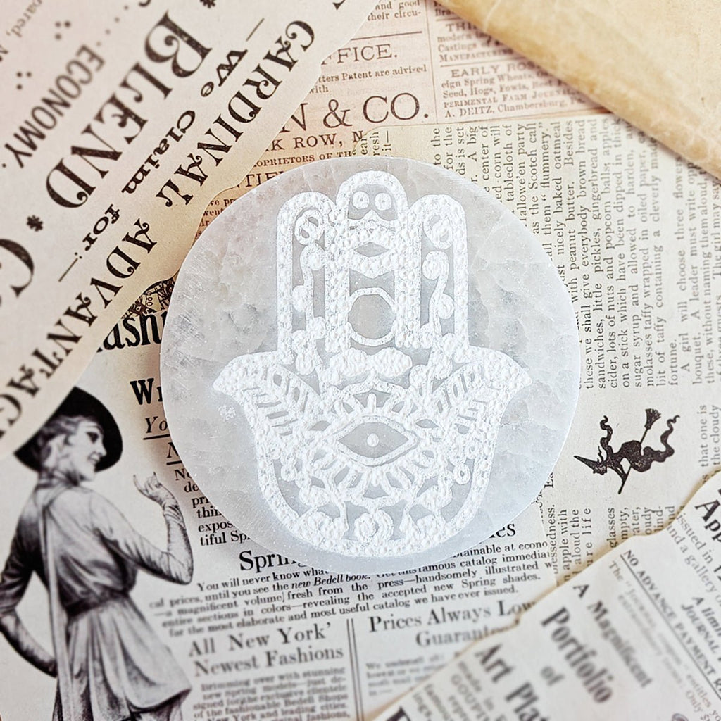 Altar de Selenita con Mano de Fátima