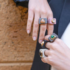 Anillo grande marrón con malaquita