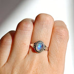 Anillo 'Idun' de Piedra de Luna - Plata de Ley