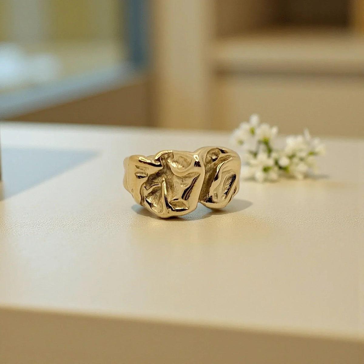 Anillo Karlota