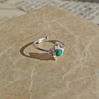 Anillo Nudo de Bruja 'Wicca' con Malaquita - Plata de Ley 925