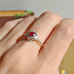 Anillo Nudo de Bruja 'Wicca' con Rubí - Plata de Ley 925