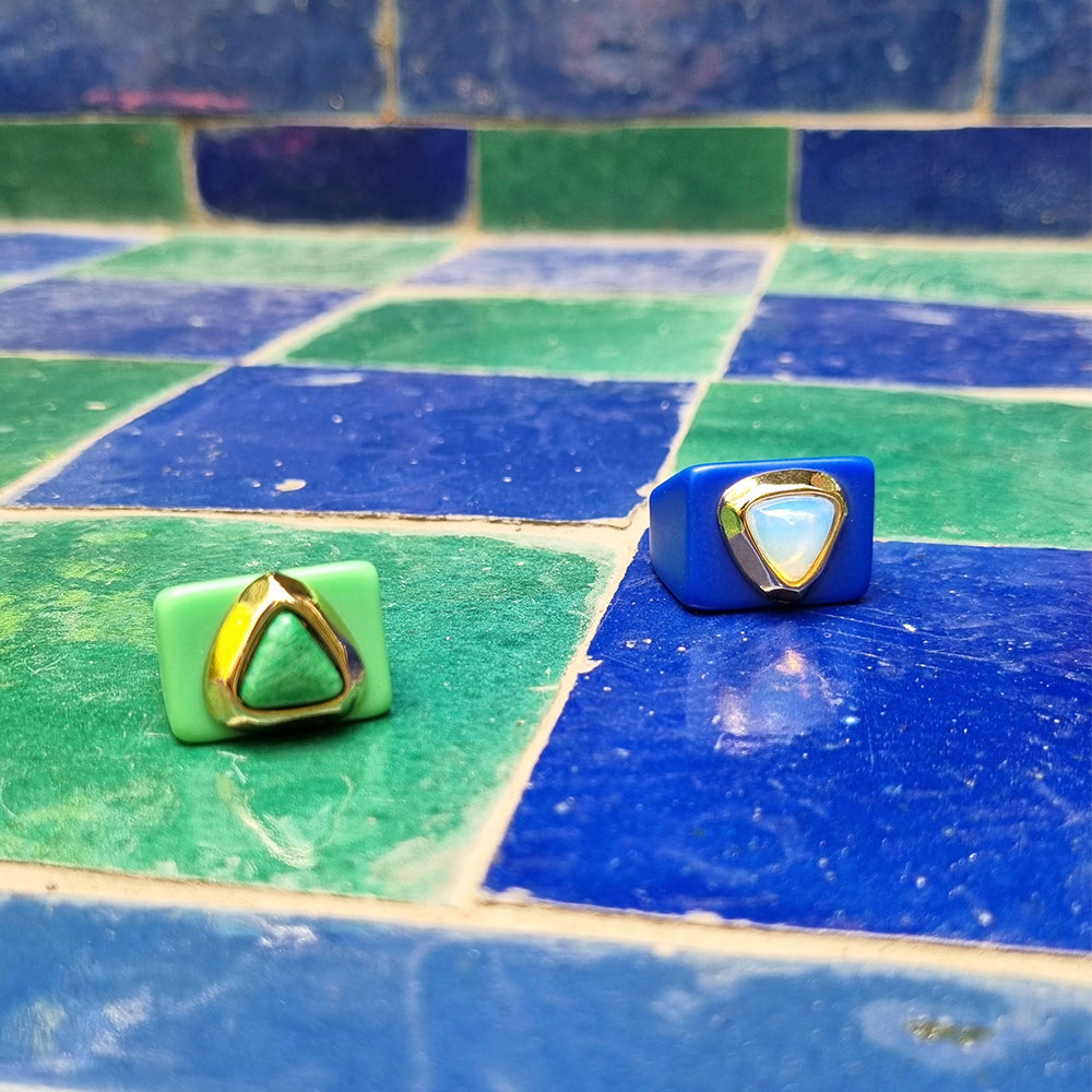 Anillo grande para mujer Klein ojo de gato verde