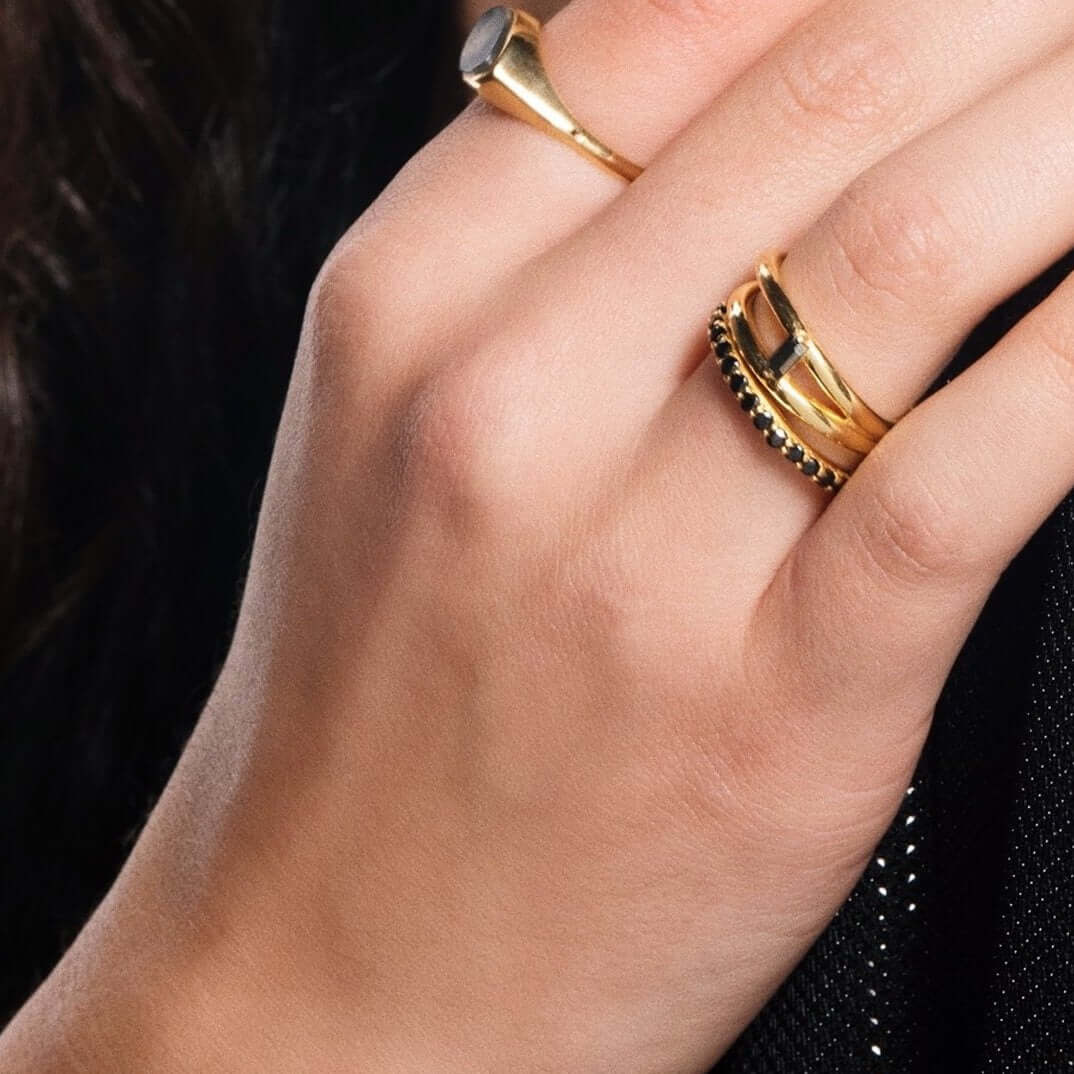 Anillo Idol Negro