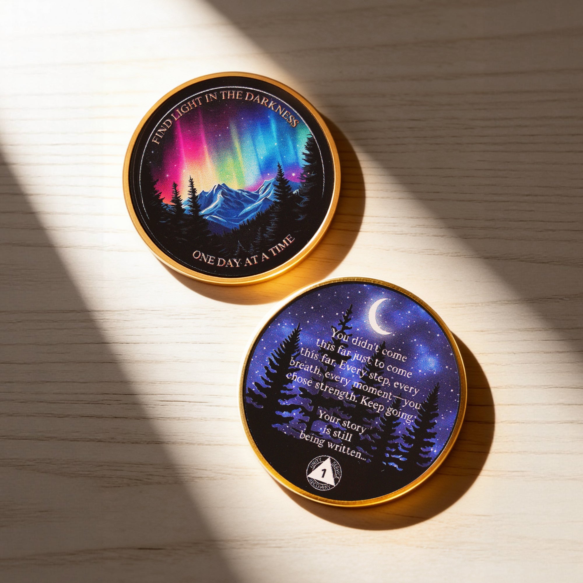 Personalizada Northern Lights Sobriety Coin AA Chip con Número y Expositor Regalo de Aniversario para Quien Celebra Hitos de Sobriedad
