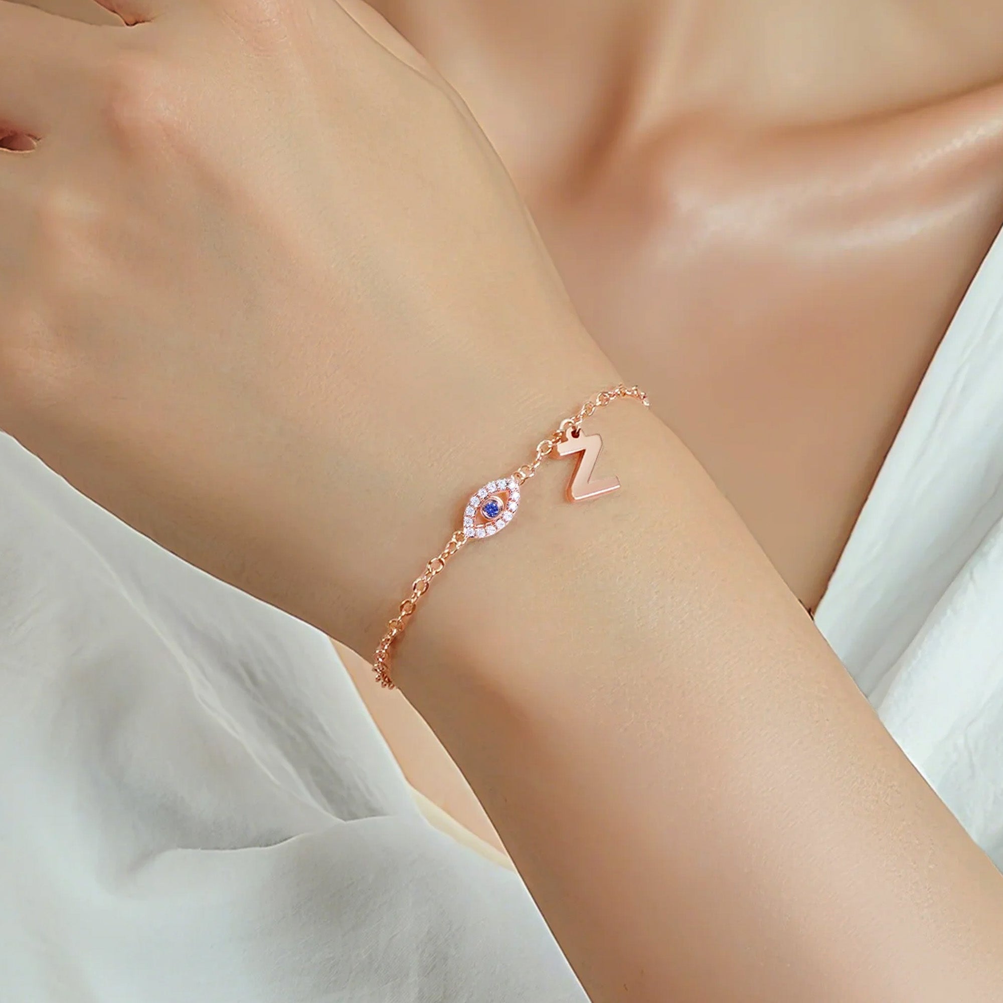 Personalizada Evil Eye Inicial Pulsera Cumpleaños Aniversario Regalo para Amigo Familia