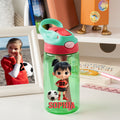Botella de agua para niños de 16 oz con nombre y pajita de silicona Personalizada 3D Cartoon Soccer Character Back to School Birthday Gift for Boys Girls