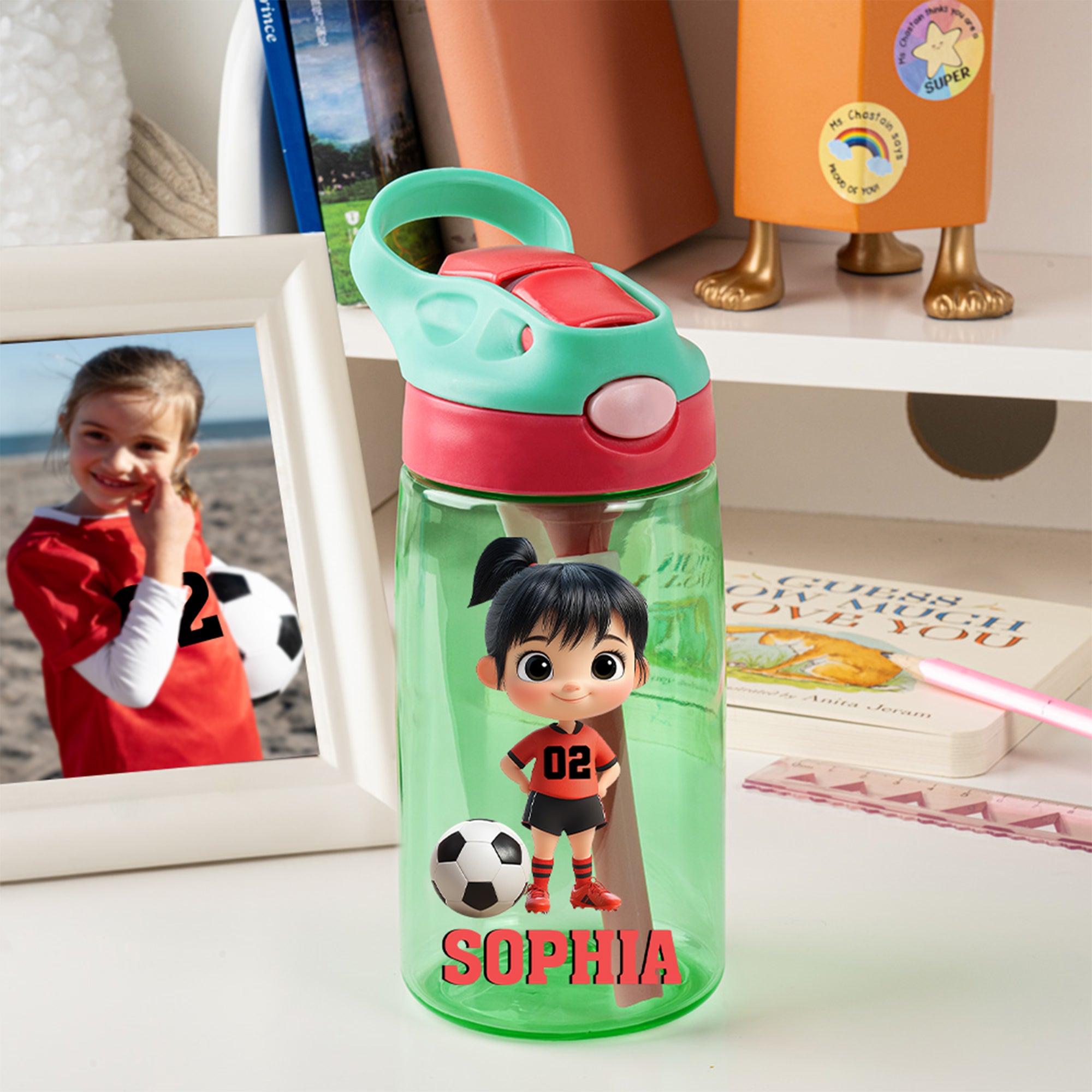 Botella de agua para niños de 16 oz con nombre y pajita de silicona Personalizada 3D Cartoon Soccer Character Back to School Birthday Gift for Boys Girls