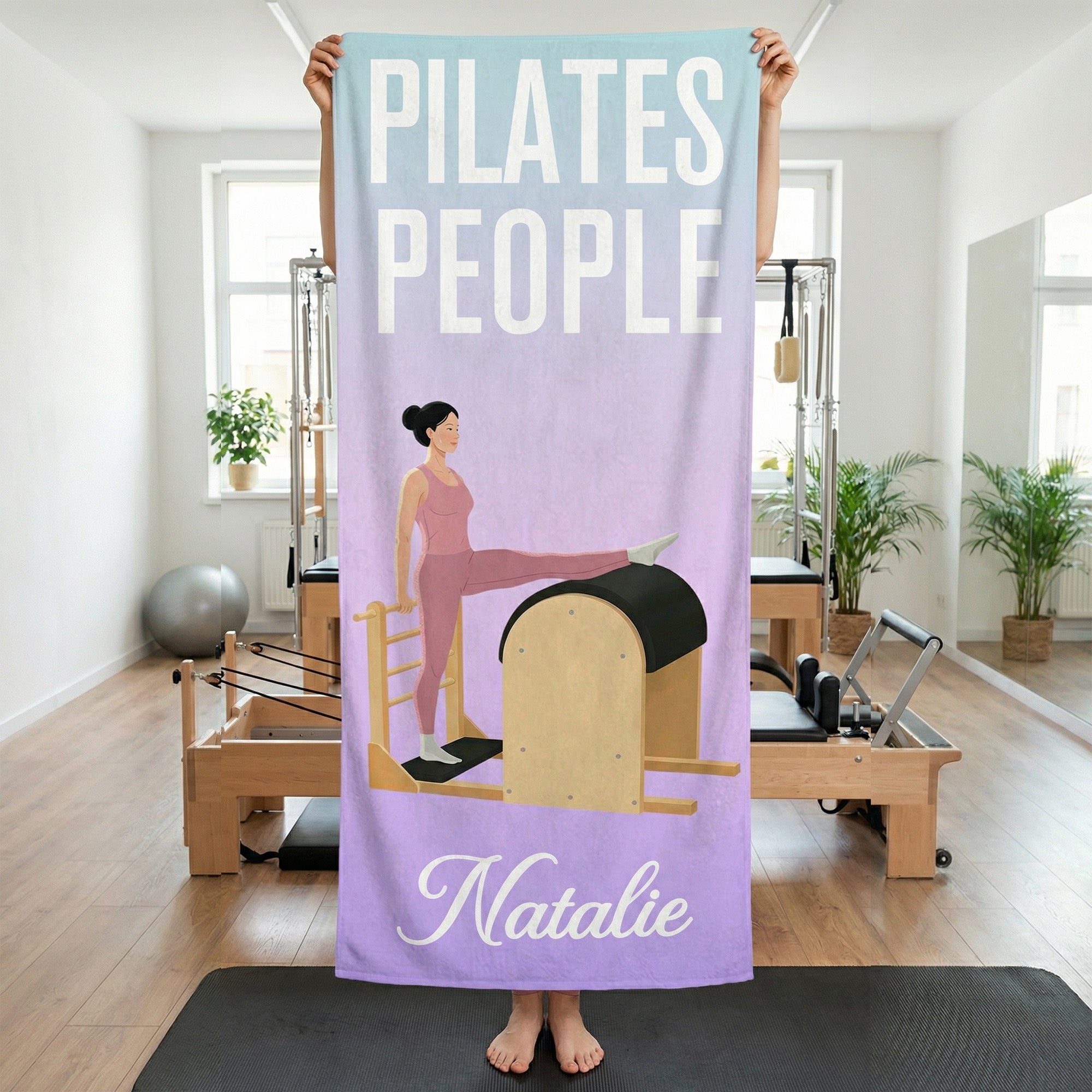 Toalla de Pilates Personalizada con Nombre de Personaje de Pilates en Color Degradado Accesorios Deportivos Regalo de Cumpleaños para Amante de Pilates