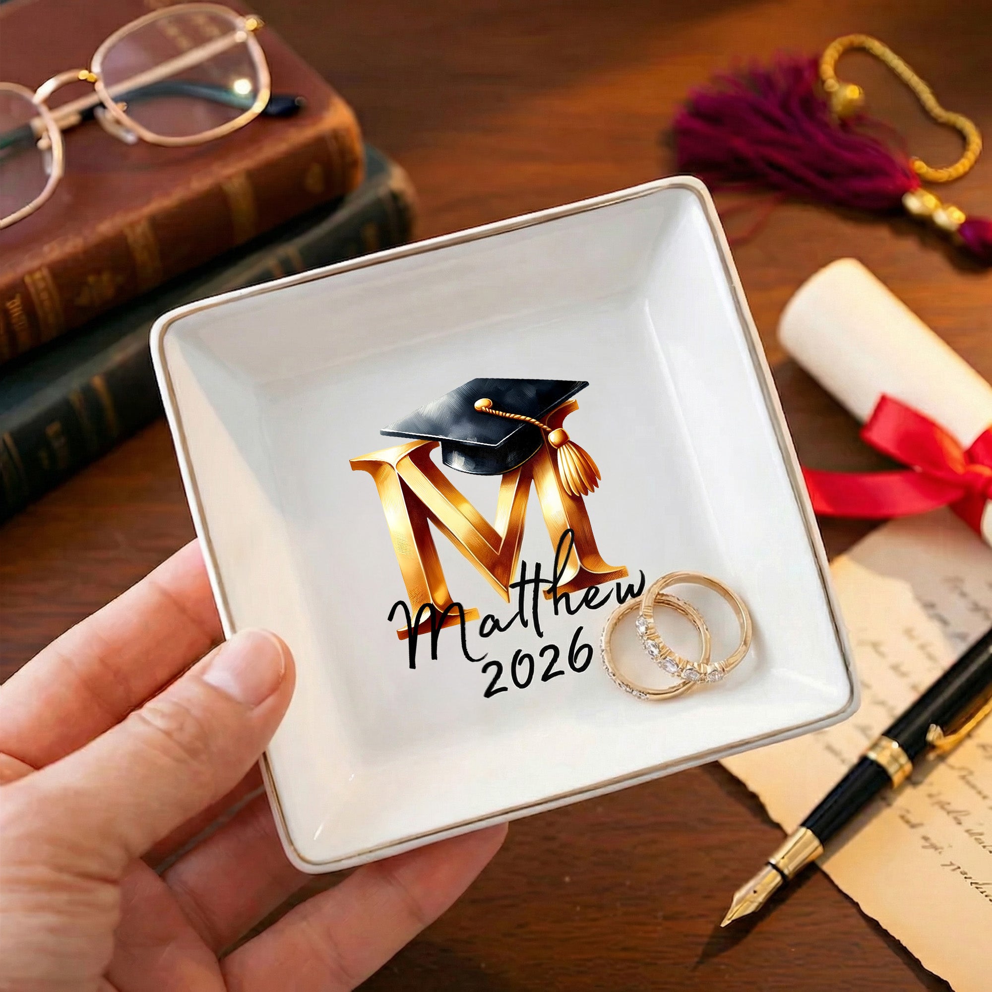 Graduación Personalizada Cap Inicial de Cerámica Trinket Joyería Plato con Nombre y Año Cumpleaños Regalo de Graduación para Graduados