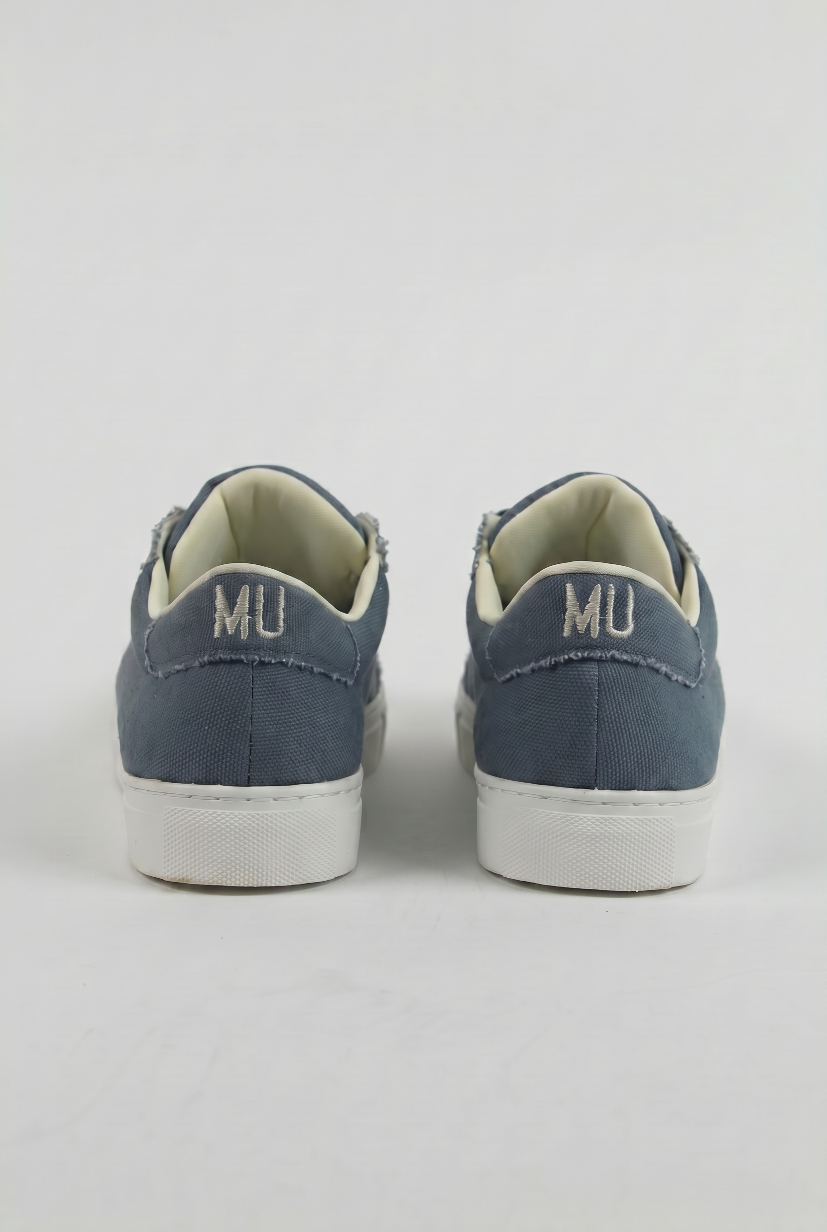 Paros MU24