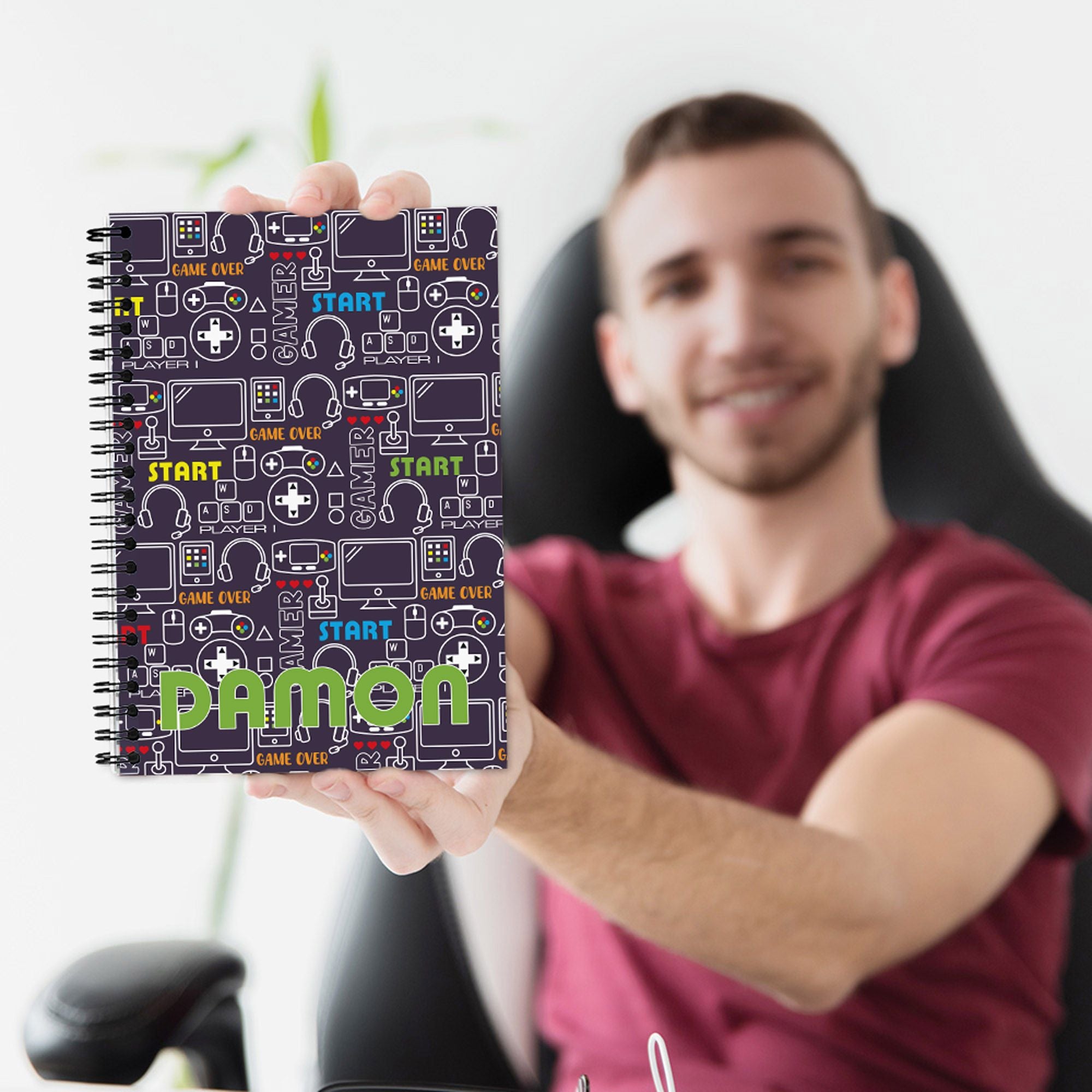 Cuaderno espiral A5 personalizado con nombre y 120 páginas rayadas Regalo de cumpleaños de vuelta al cole para estudiantes amantes de los juegos