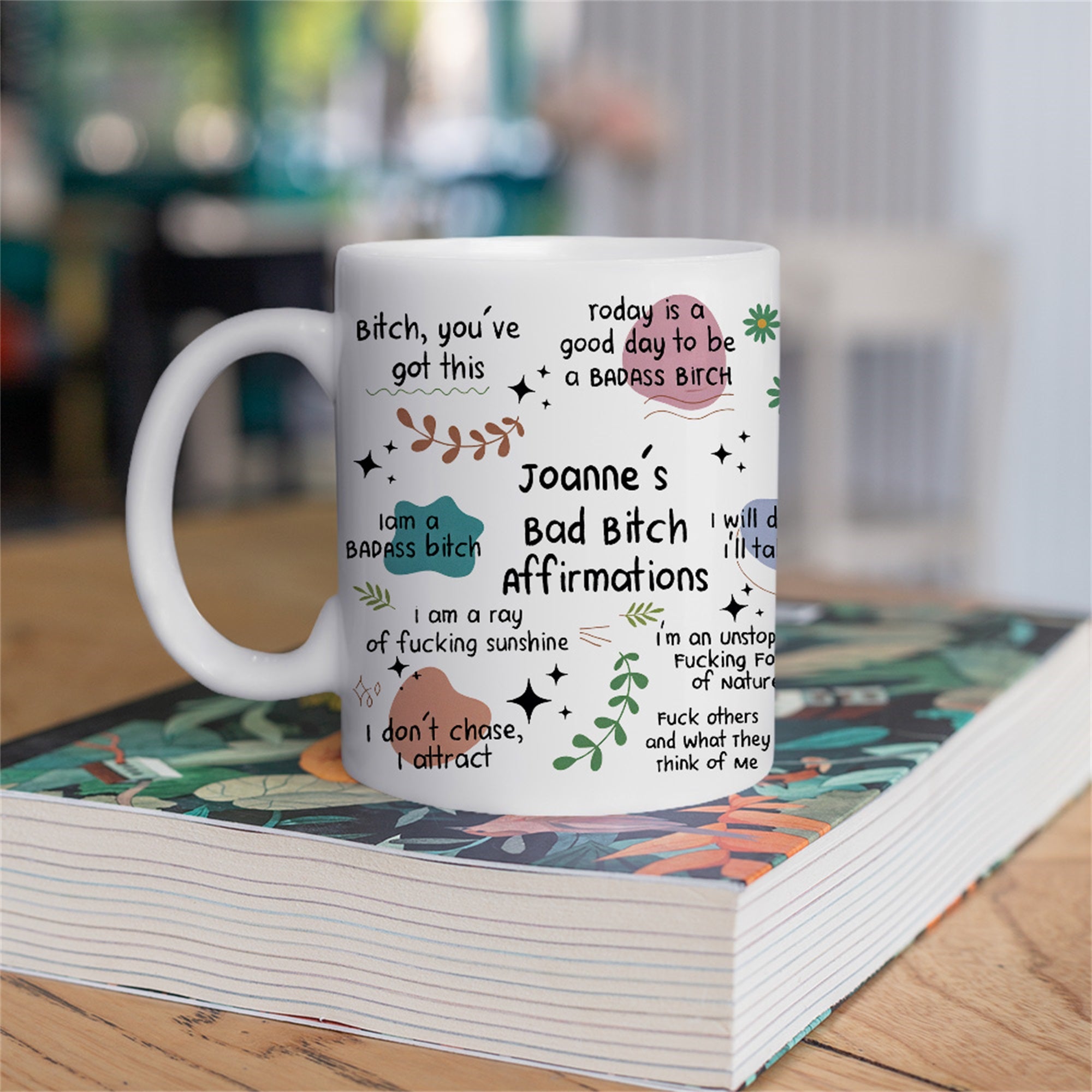 Taza de café de cerámica personalizada con el nombre Bad Bitch Affirmations 11 oz 15 oz Uso diario Regalo de cumpleaños para oficinistas