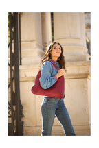 BLUSA DENIM CON BORDADO FLORES