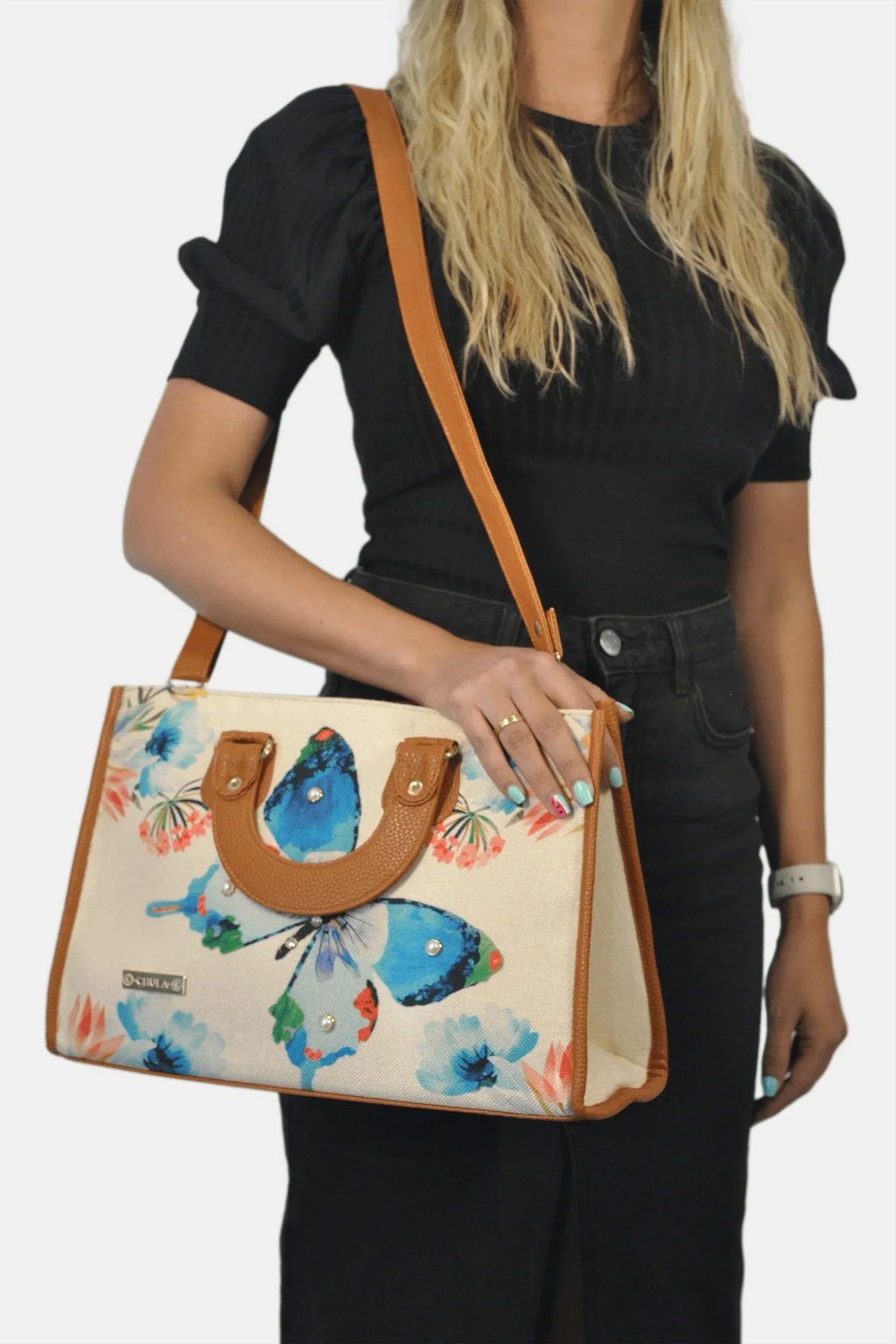 Bolso de mano y bandolera grande de mujer Basket Mariposa Magenta | CHULA Tulum