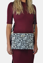 Bolso de Mano y Bandolera Pequeño Clutch Garigol negro | CHULA Tulum