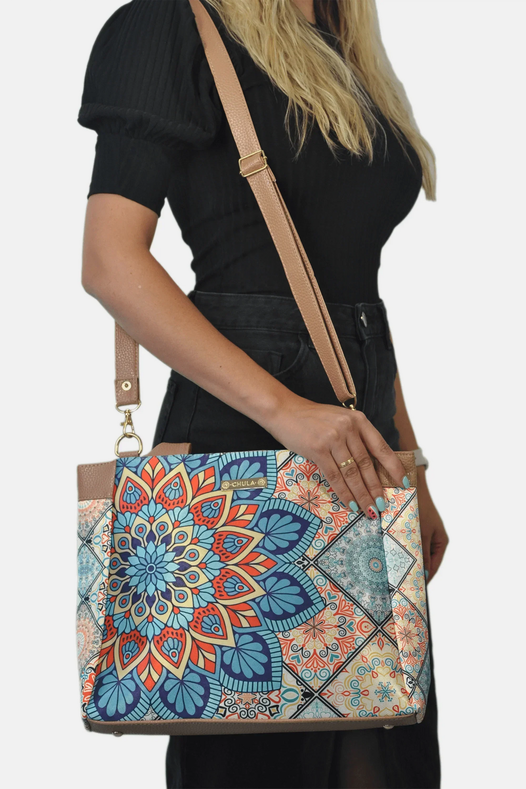 Bolso de hombro y bandolera grande de mujer Angie Mándala Turquesa | CHULA Tulum