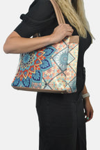 Bolso de hombro y bandolera grande de mujer Angie Mándala Turquesa | CHULA Tulum