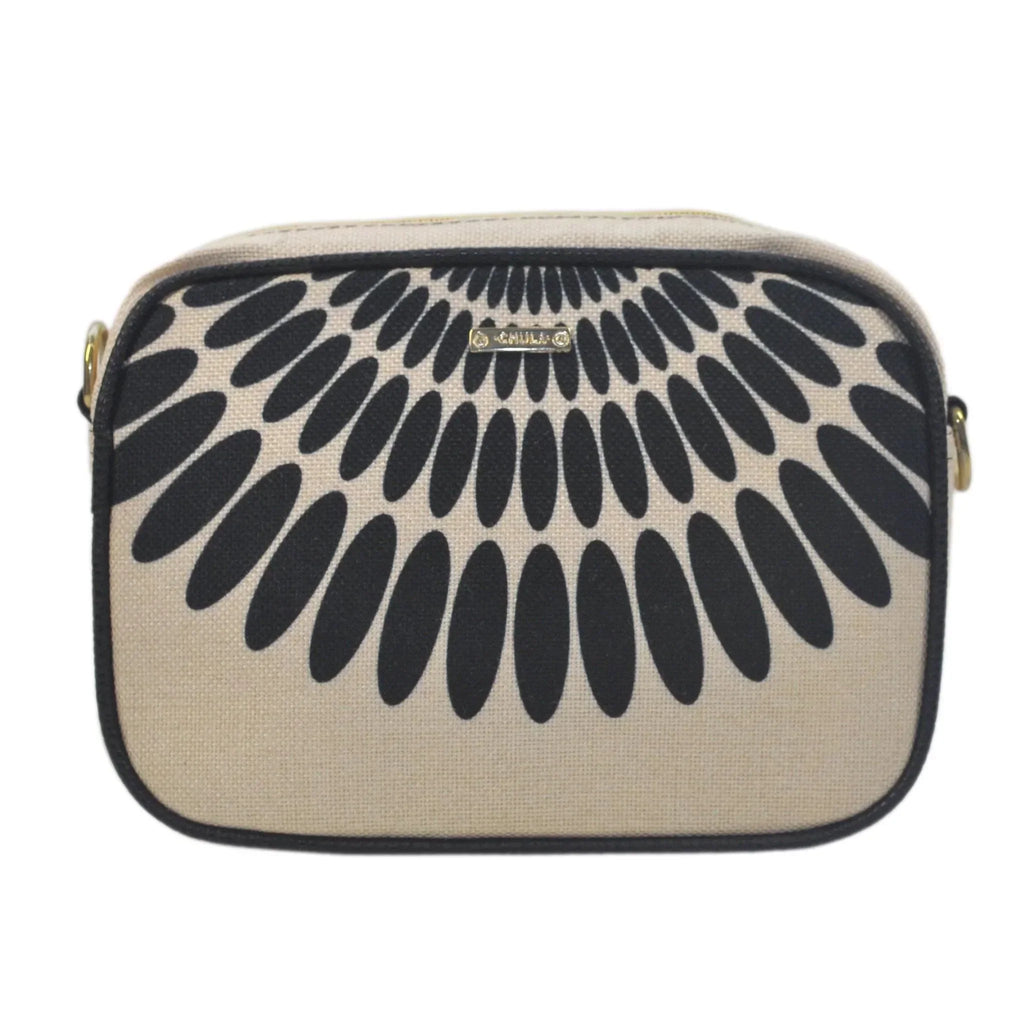 Bolso bandolera pequeño MIA Shoulder Petalos Negros | CHULA Tulum