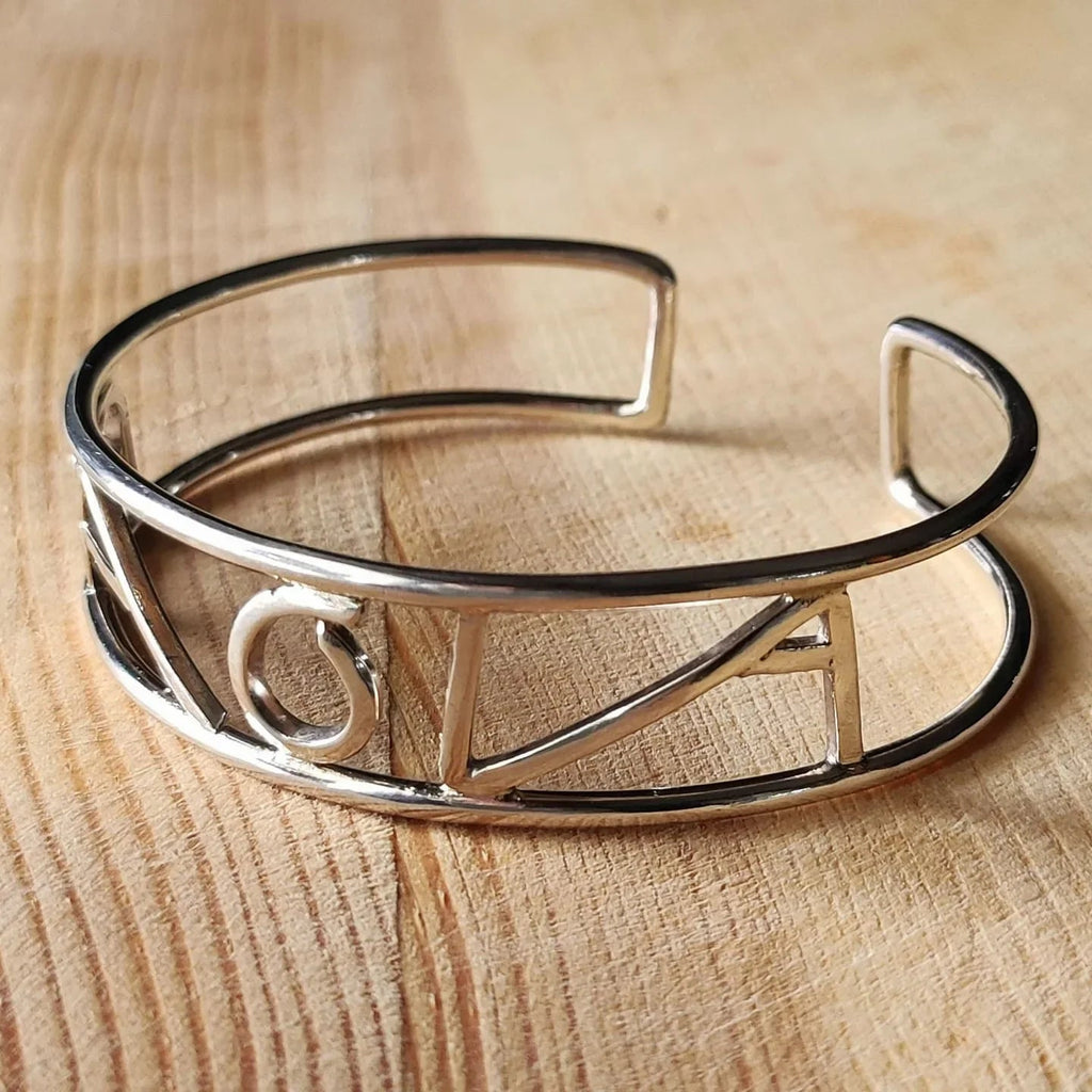 Brazalete Nombre Geométrico Personalizable