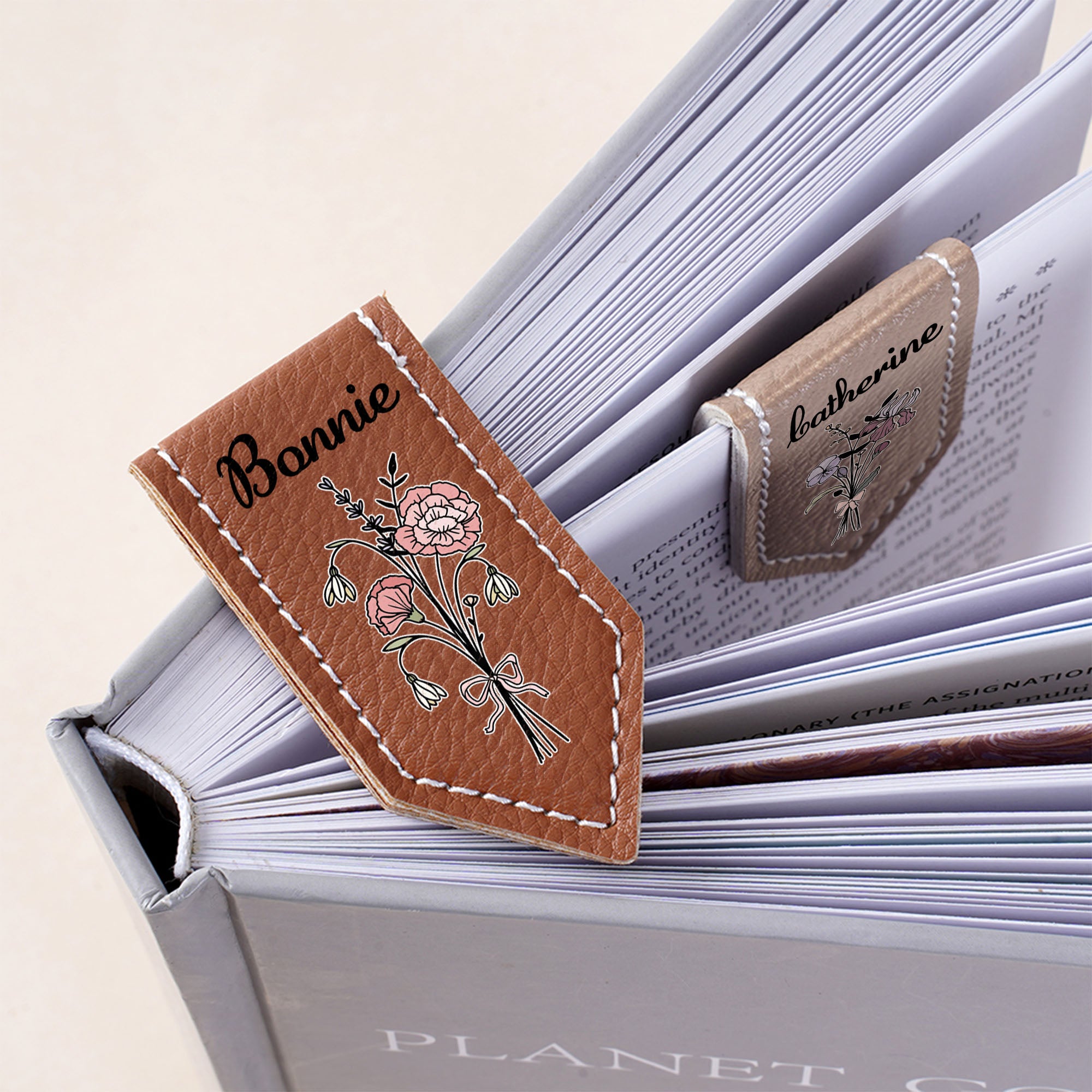 Personalizado Nacimiento Flor Ramo Multicolor PU Cuero Magnético Marcapáginas Clip con Nombre Lectura Club de Lectura Regalo de cumpleaños para los amantes de los libros