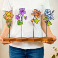Estaca de jardín de flores de nacimiento personalizada con texto y base de madera Decoración de macetas de jardín Regalo de cumpleaños para mujeres jardineras