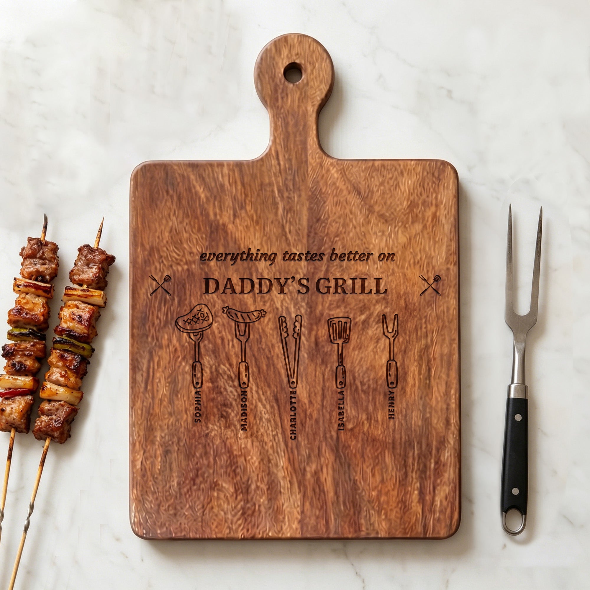 Tabla de cortar embutidos de madera personalizada Everything Tastes Better Chef con mango y nombre Regalo del Día del Padre para papá Abuelo