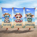 Toalla de playa de microfibra de secado rápido con el nombre de un animal hawaiano de dibujos animados personalizado.