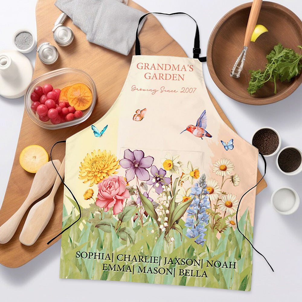 Delantal ajustable personalizado Grandma's Garden 2-15 Birth Flowers con texto y bolsillo delantero Regalo de cumpleaños para la abuela amante de la cocina