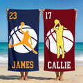 Toalla de playa personalizada con silueta de jugador de baloncesto, de secado rápido y de gran tamaño, con nombre y número Fiesta en la playa Regalo de vacaciones de verano para los amantes del balonc