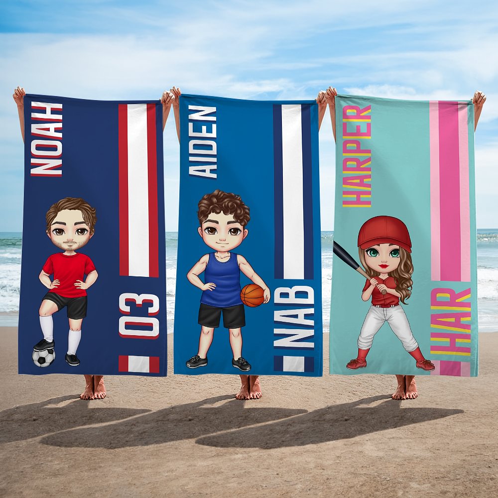 Toalla de playa de gran tamaño de secado rápido personalizada con el nombre de un personaje de dibujos animados de deportes de pelota y un monograma Fiesta en la playa Regalo de cumpleaños para los am