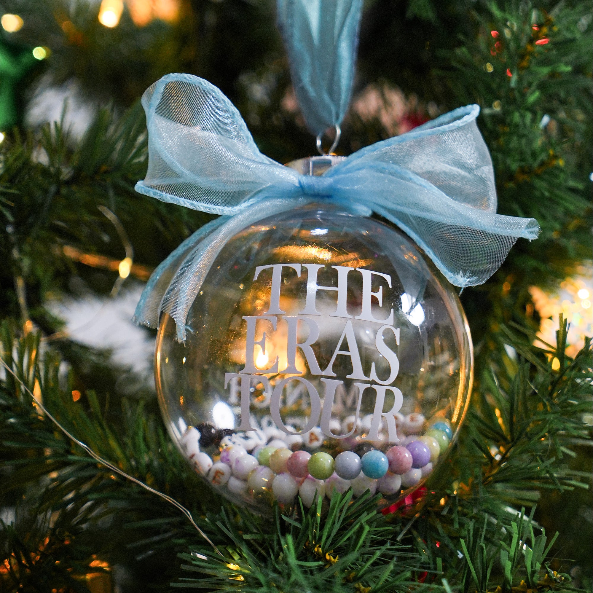 Tour Eras Personalizado para Pulseras de la Amistad Bola de Plástico Transparente con el Nombre de la Ciudad y la Fecha Decoración del Árbol de Navidad Regalo para Swifites