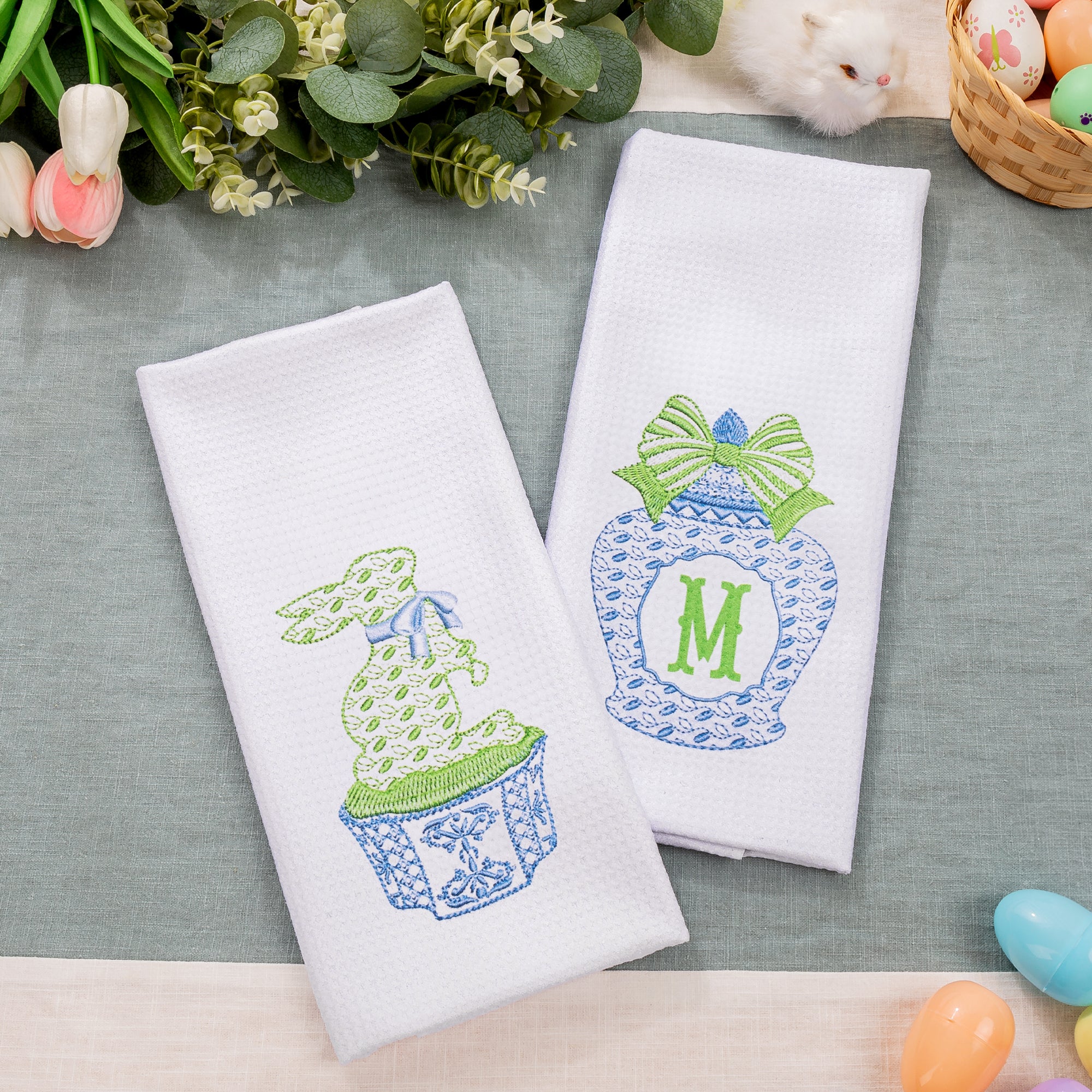 Toalla de cocina con conejito personalizada con inicial Juego de 2 paños de cocina de Pascua Decoración Regalo de inauguración para anfitriona Amiga de la familia