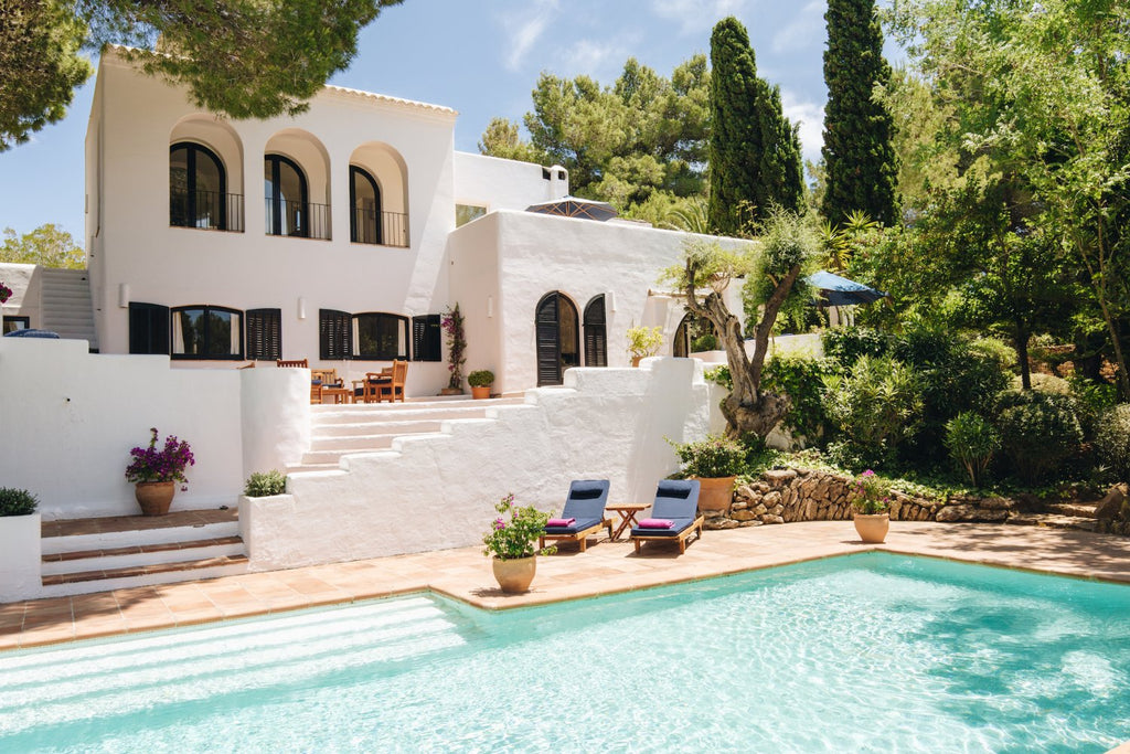 Peaceful Ibiza Villa Surrounded by Nature with a Tennis Court in Ibiza Town