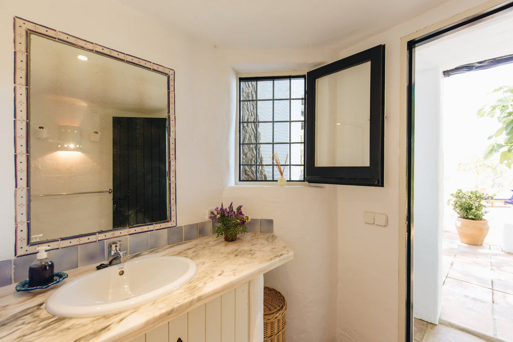 Peaceful Ibiza Villa Surrounded by Nature with a Tennis Court in Ibiza Town