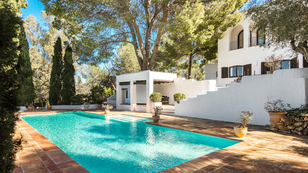 Peaceful Ibiza Villa Surrounded by Nature with a Tennis Court in Ibiza Town