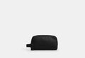 COACH® Men's Kit de viaje pequeño en Negro | Cuir