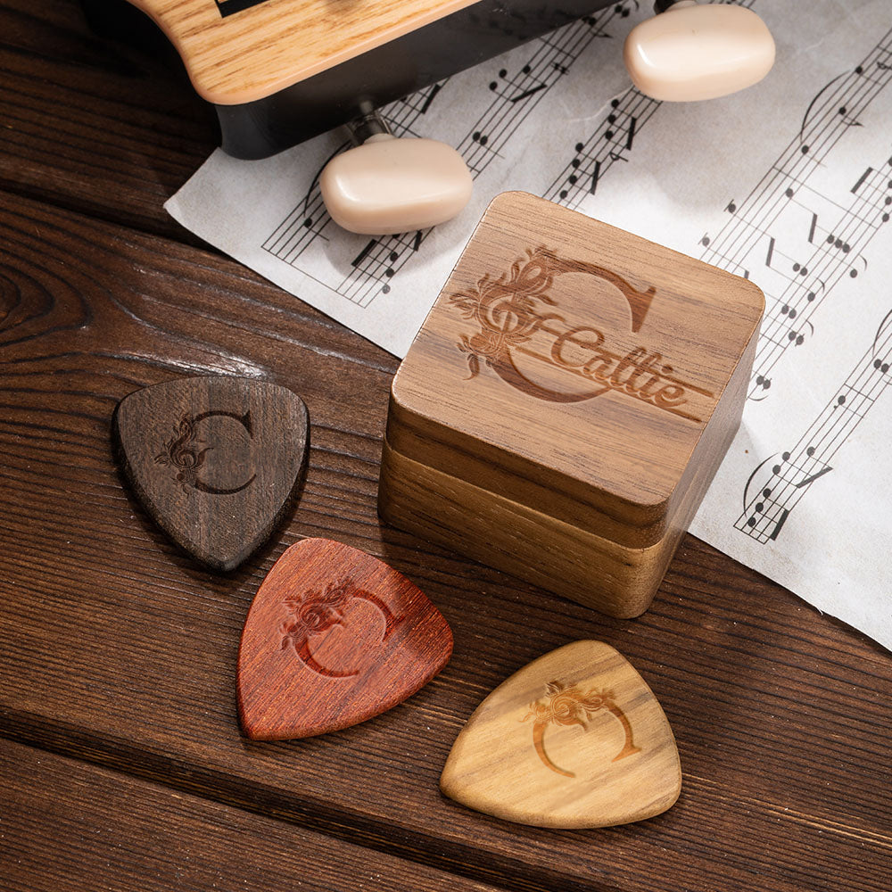 Caja magnética de madera para guardar púas de guitarra con nombre grabado Regalo de cumpleaños del Día del Padre para músico Guitarrista