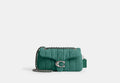 COACH® Women's Bolso De Hombro Tabby 26 Acolchado en Verde | Denim