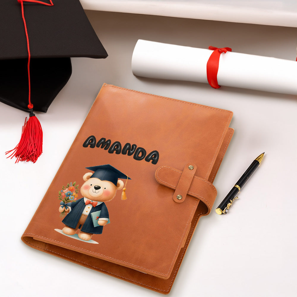 Personalizada de dibujos animados de Graduación Oso 3D Burbuja Nombre A5 Cubierta de cuero cuaderno con bolsillo de almacenamiento Cumpleaños Regalo de Graduación para la Clase de 2025 Graduados