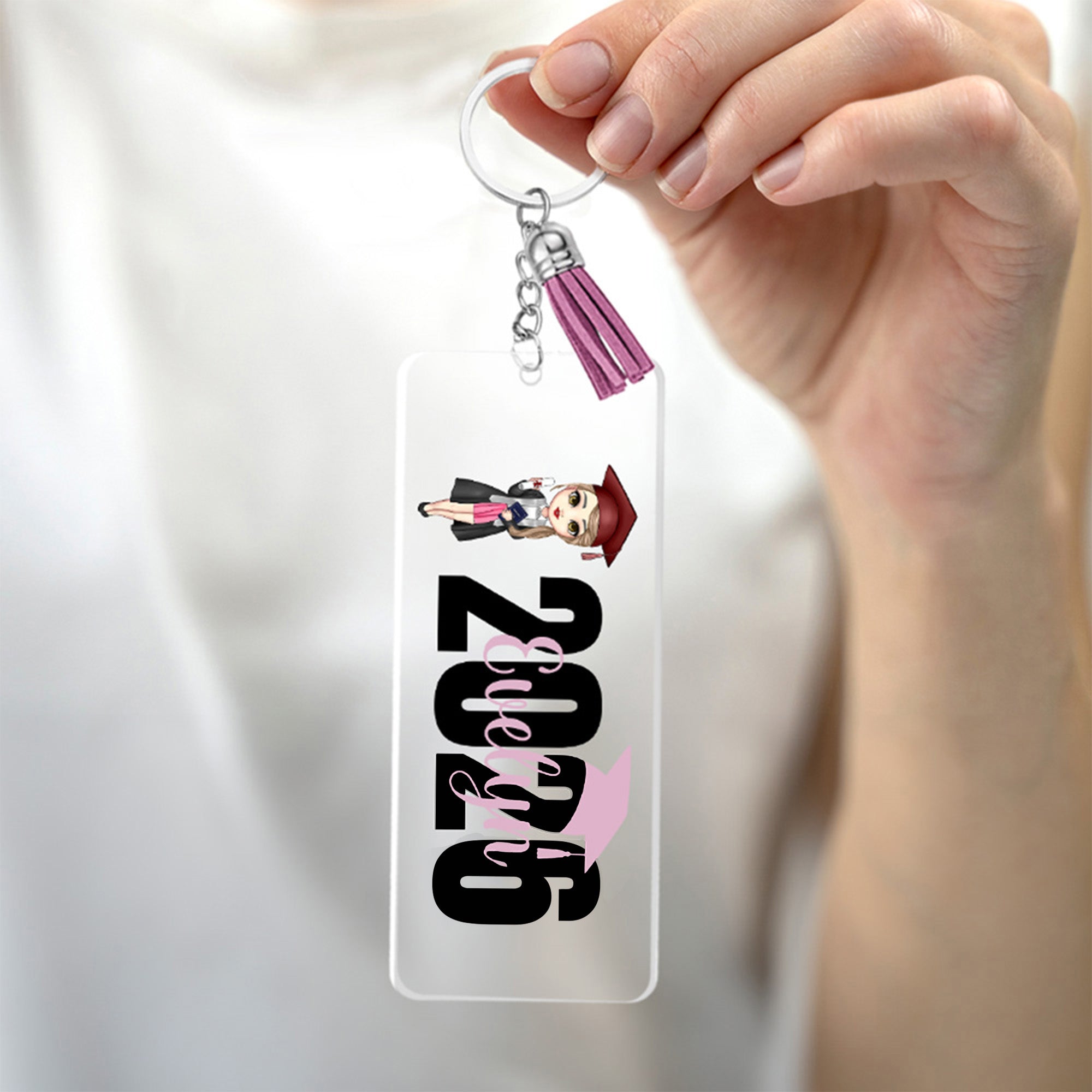 Llavero acrílico con borla de personaje de dibujos animados personalizado con nombre y año de graduación Regalo de graduación para compañeros de clase